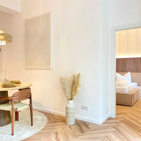 Ferienwohnung Loft Am Lech I Rollstuhlgerecht I Tiefgarage I Kueche I Terrasse Füssen Exterior foto
